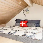 4 Star Holiday Home In Vaeggerlose Tatil Evi *