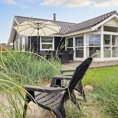 4 Star Holiday Home In Vaeggerlose Bøtø By